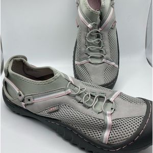 JUMBU TRAIL SHOES